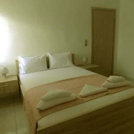 Vivian Kamelia House Villa